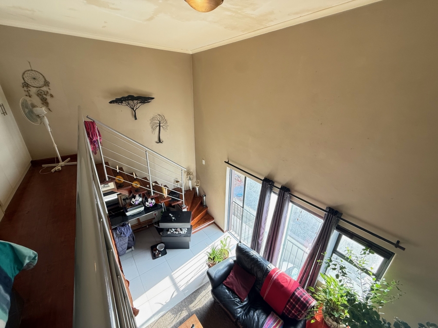 1 Bedroom Property for Sale in Table View Western Cape